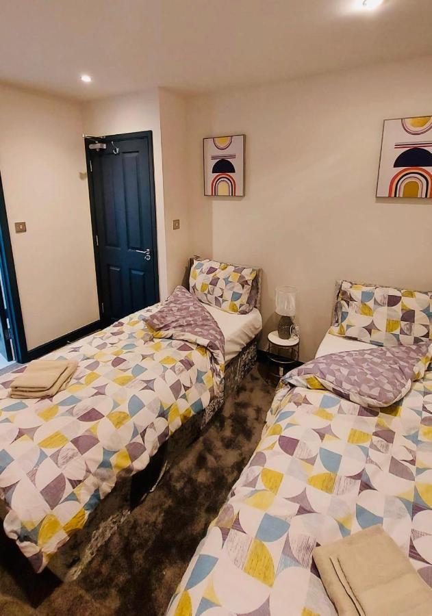 Green Lantern, Private En-Suite Double Bedroom Aveley Exterior photo